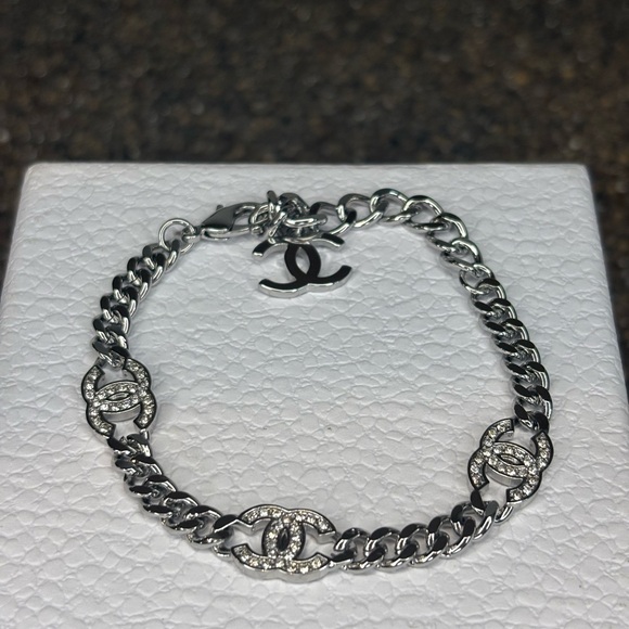 Silver CC Bracelet - Picture 2 of 5